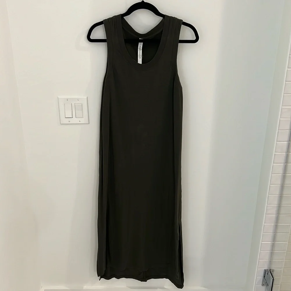 Lululemon maxi dress olive green 6 - Picture 2 of 4